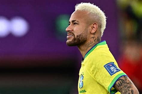 NEYMAR PROCESSA INFLUENCER QUE EXPÔS ELE E FILHO DE BOLSONARO Bahia