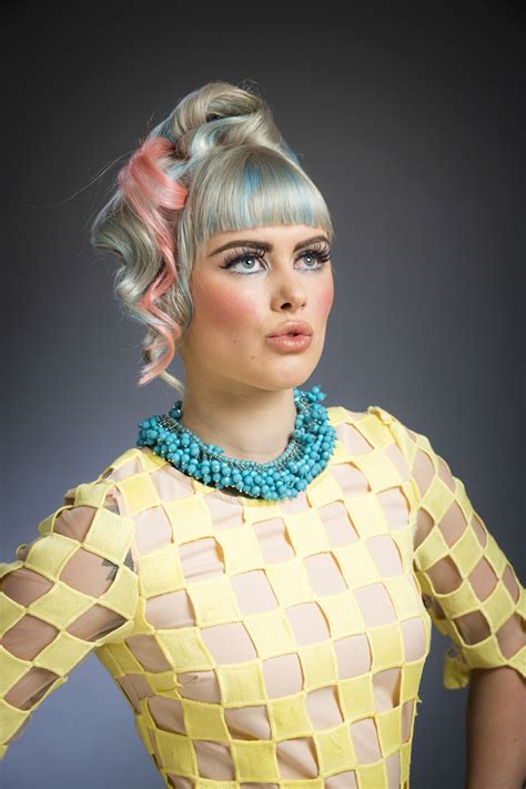 S Makeup Vintage Makeup Nude Lips Dramatic Makeup Strong Brows Big Lashes Big Eyes Big