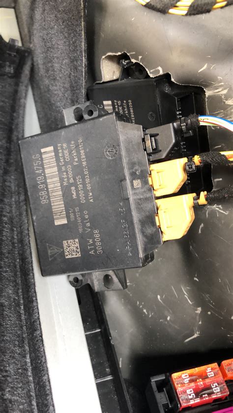 Help Finding Park Assist Control Unit Location Porsche Macan Forum