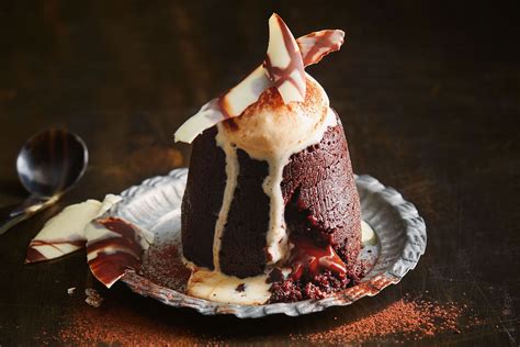 Baileys Molten Lava Cake With Baileys Ice Cream Recipe