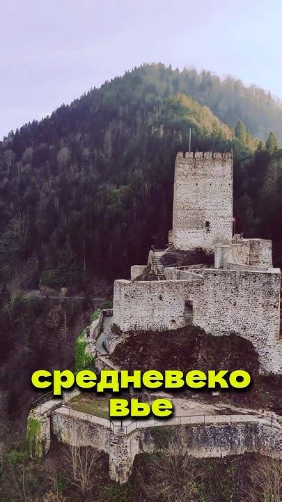 Почему лестницы в башнях закручены по часовой стрелке? - YouTube