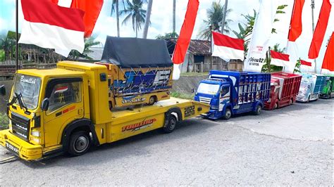 Konvoi Truk Oleng Bawa Bendera Merah Putih Menyambut Hari Kemerdekaan