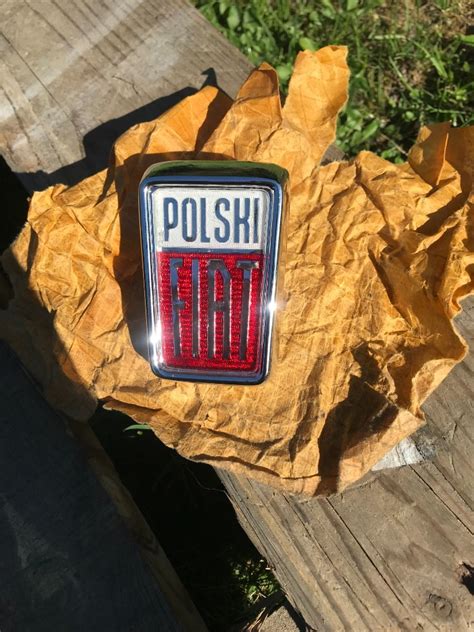 POLSKI FIAT znaczek emblemat 126p maluch nowy org Wrocław Kup teraz