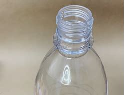 Бутылка ПЭТ, ёмкостью 5,0 л., с крышкой и ручкой, диаметр горлышка 48 ...