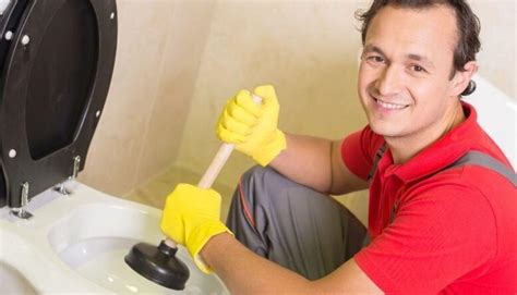 Rv Toilet Water Wont Go Down Best Ways To Solve The Problem