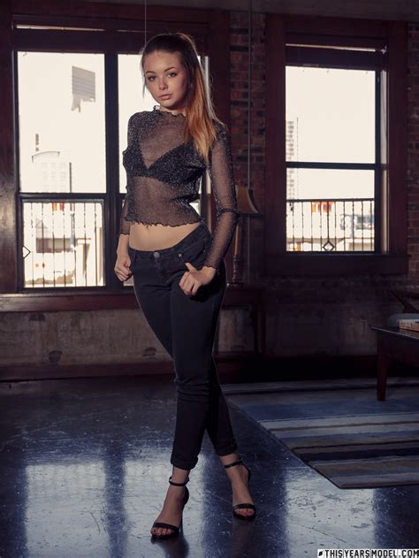 Beautiful Brunette Model Revealing Her Amazing Nude Body Curves 10 Photos