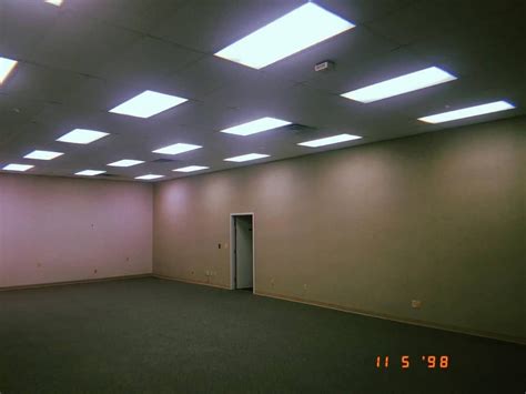 Weirdcore Photography: Blankness in a Liminal Space