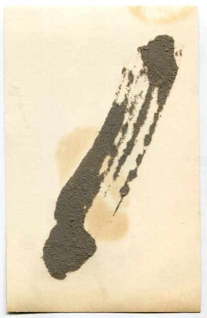 PORTRAIT FOTO UM 1950 junges hübsches Mädchen nackt nude vor Ihrem Bett 11 53 PicClick UK