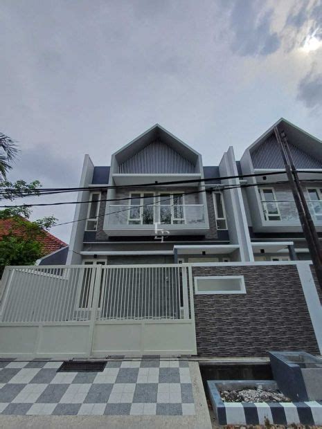 Rumah Baru Lantai Minimalis Di Manyar Tirtomoyo