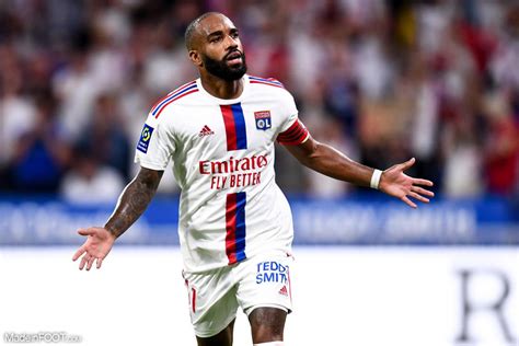 OL Alexandre Lacazette de retour mais beaucoup d absents à l entraînement