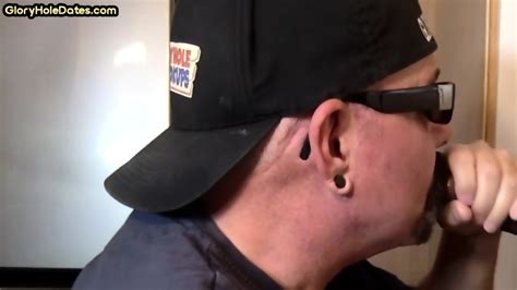 Amateur Bj Dilf Fucked By Gloryhole Dick In Homemade Closeup