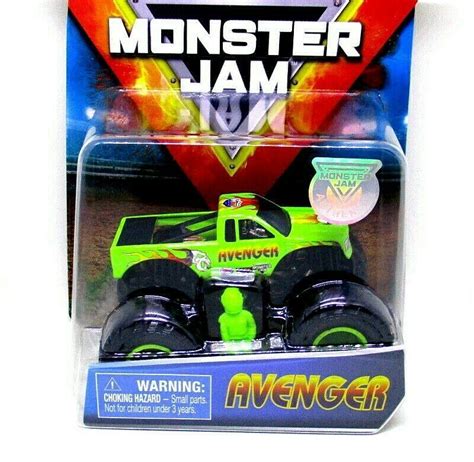 Monster Jam Avenger Big Wheels Spin Master 164 Green Diecast Truck