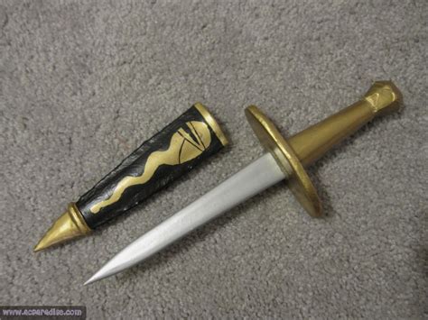 Dungeons n Dragons Dagger by waynekaa on DeviantArt