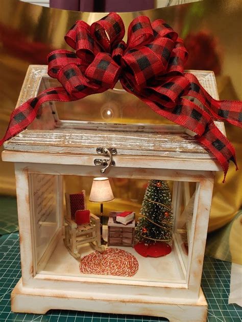 Pin By Robbin Vanhook On Lanterns Decorating With Christmas Lights