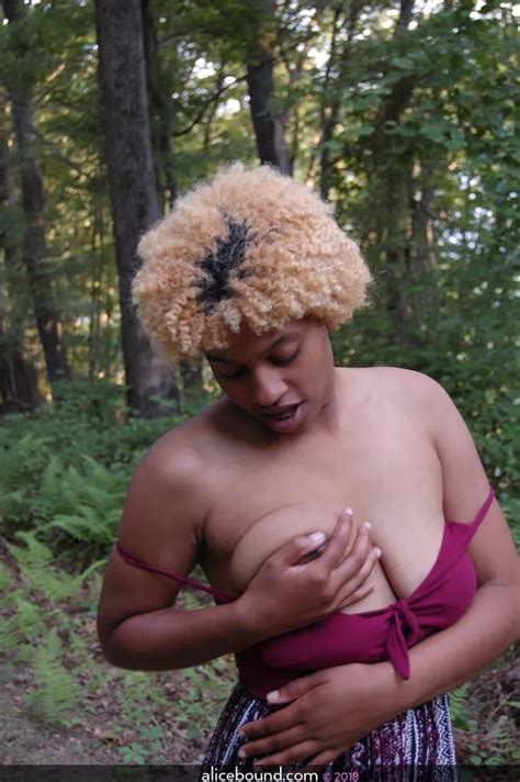 Exhibitionism Nude Pics XHamster