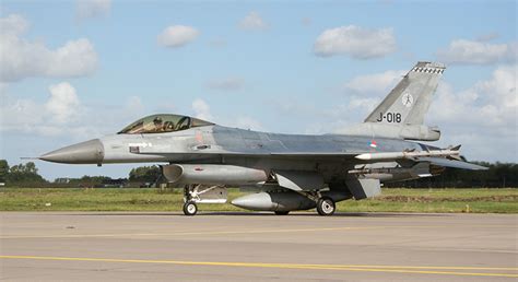 Aircraft Performance Database > F16