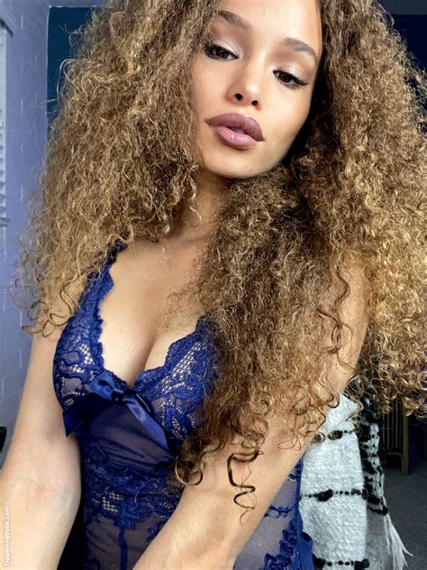 Cecilia Lion Officialcclionx Itscecilialion Nude OnlyFans Leaks The Fappening Photo