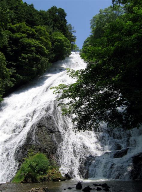 栃木県、日光市「滝めぐり」で抑えておきたい奥日光名瀑 おさるランド 日光さる軍団