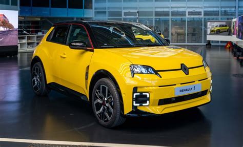 El Renault 5 Eléctrico Arrasa Antes De Ponerse A La Venta Y Sin Que Se