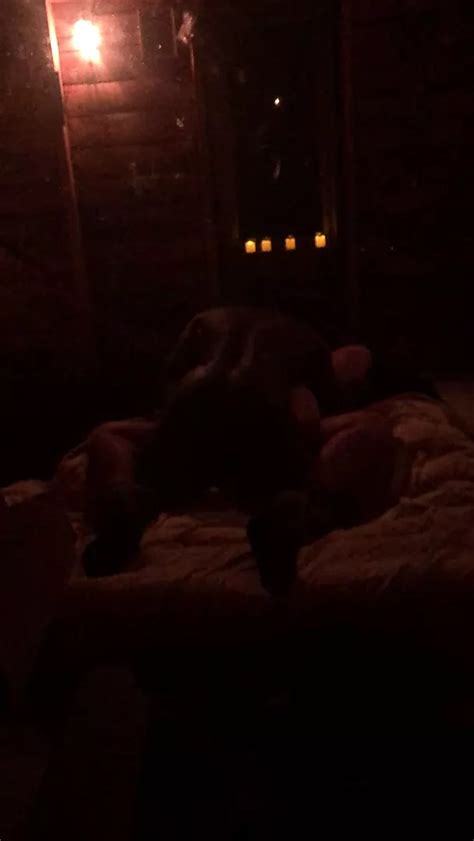 Dreharbeiten für Amateur 40 jährige Ehefrau mit jungem BBC ohne Gummi xHamster