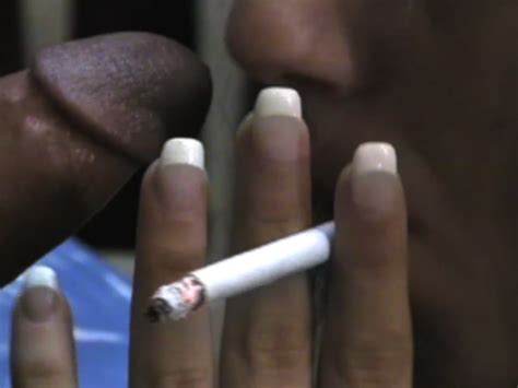 MILF And Swinger Amateur Porn Lynne And The Pervert Blowjob Handheld IPod