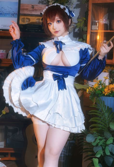 Hot Maid Cosplay