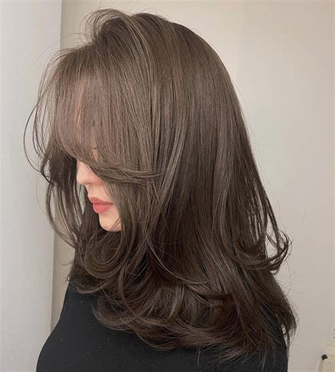 20 Face Framing Layer Haircuts