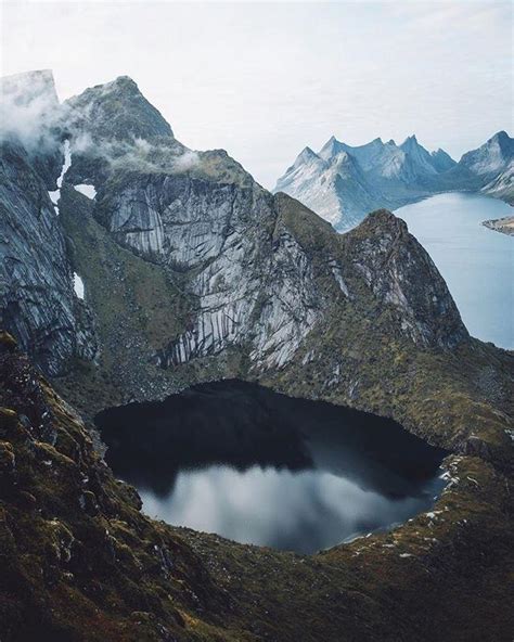 我淋过最大的一场雨，是那天你在烈日下的不回头。——张嘉佳