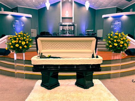 J. Robinson & Sons Funeral Directors | Bay City TX