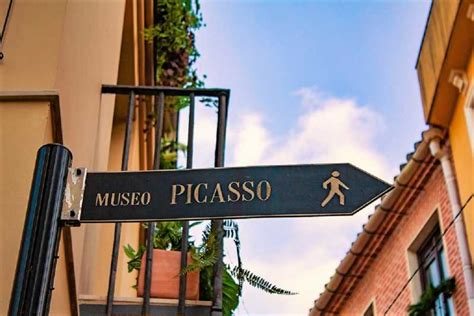 Malaga History Of Picasso Guided Walking Tour Getyourguide