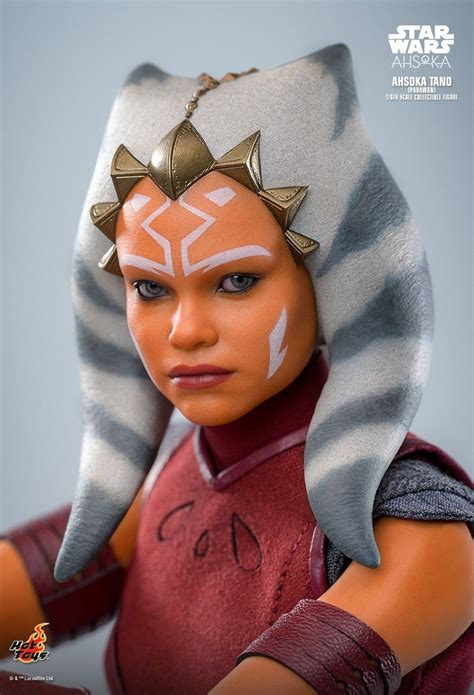 Hot Toys Ahsoka Tano Padawan