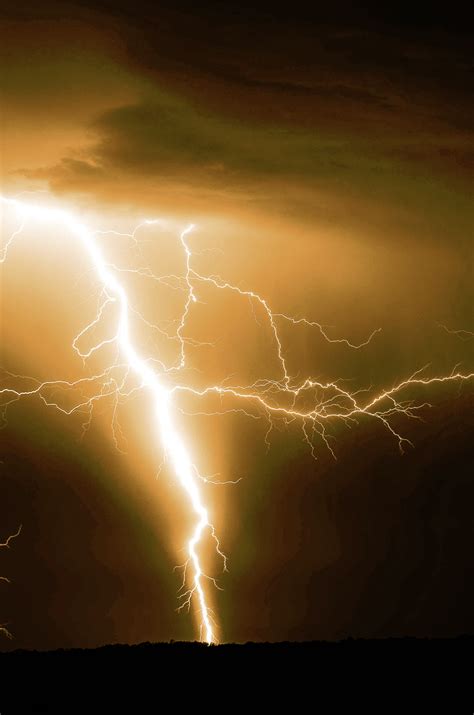 Golden Lightning Artofit