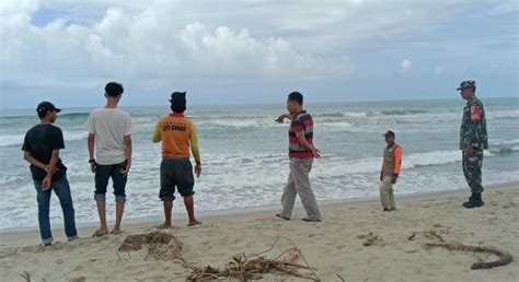 Wisatawan Tangerang Terseret Ombak Di Pantai Ciantir Sawarna Bantentv