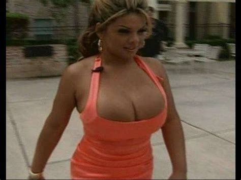 Naked Wardrobe Fails XXGASM