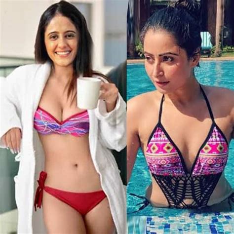 5 Hot Sexy Ayesha Singh Bikini Pics