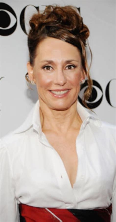 Exploring The Life And Career Of Laurie Metcalf A Talented Actress