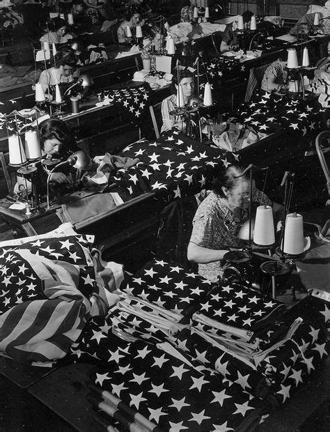 Margaret Bourke White Women Sewing Flags Brooklyn New York July 24 1940 Fotografía En