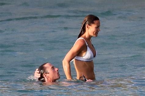 Pippa Middleton Nude Bikini Pics From Caribbean Islands Scandal Planet