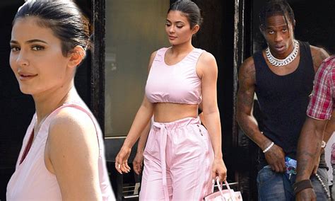 Kylie Jenner Teases Her Midriff In Sporty Pink Look Out In Nyc Daily