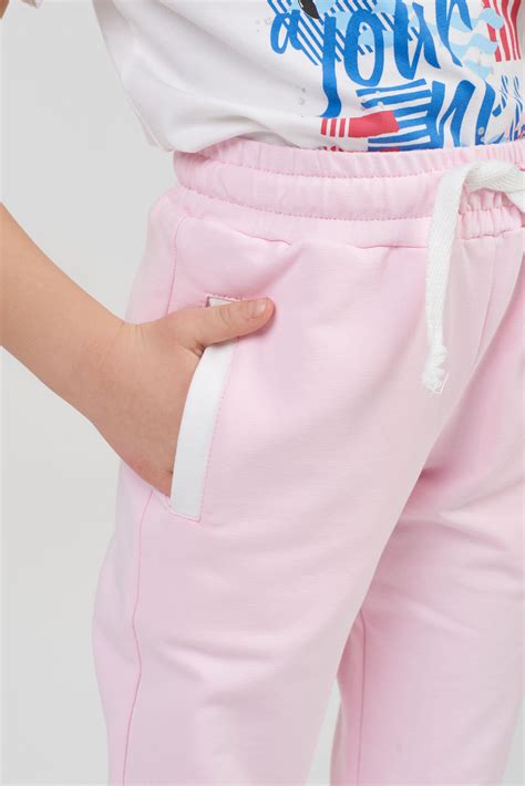 Розовый трикотажный костюм для девочки