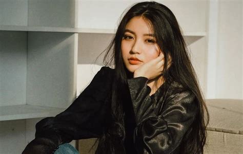 B U G I Xinh Hot Nh T Instagram N Ng M U V Tin N L Con Gi P Th C P K V I Trai Th Ng