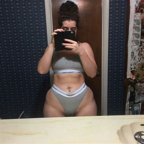 Wide Hips Thick Thighs Porn Pic