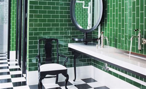 Green White Andblack Addicted 2 Decorating®