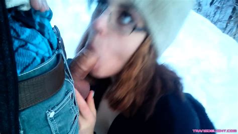 Hot Blowjob And Sex In Outdoor SNOW