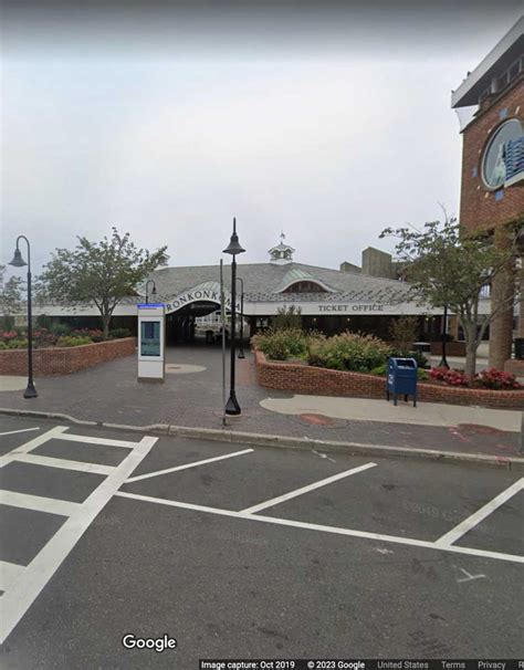 Why the Hudson River significantly impacts the daily weather Yonkers NY gets 32