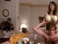 Naked Elizabeth Hurley In Austin Powers International Man Of Mystery