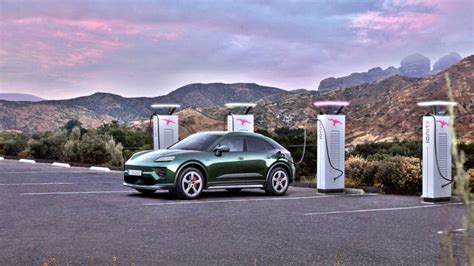 4 models for Porsche Macan Electric range