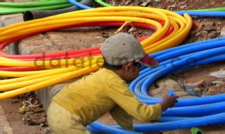 Pemasangan Kabel Serat Optik Milik Pt Bakrie Telecom Datatempo