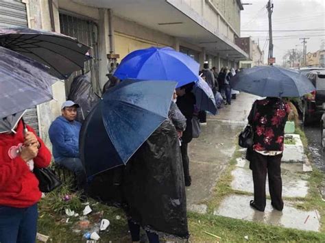 Abuelitos Sufren Para Cobrar Pensión Bienestar