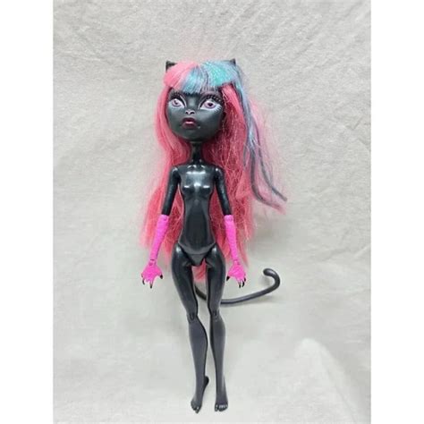 Monster High Toys Mattel Boo York Catty Noir Monster High Nude Doll Broken Finger Poshmark